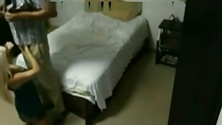 Guy Screws Not Brothers Wife in Tourist house Room